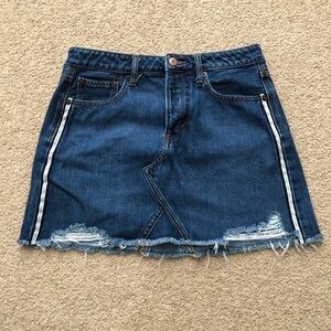 American Eagle High Rise Festival Mini Skirt